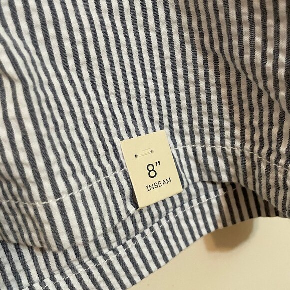 Seersucker Shorts NWT - Picture 4 of 9